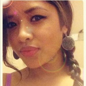 Meet your Posher, Sovannary